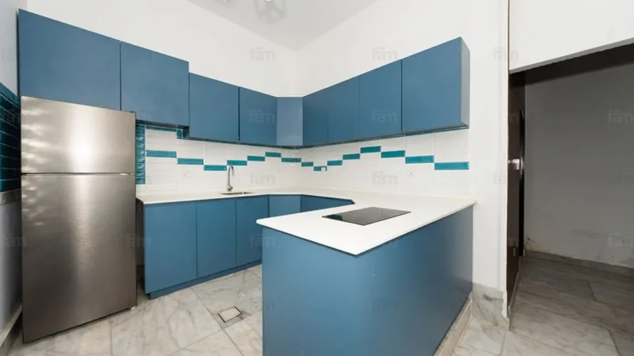 Villa de 7 dormitorios en Umm Al Sheif, UAE No. 2321 № 27