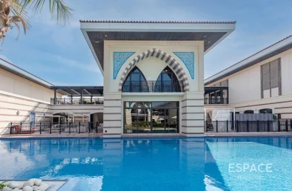 Villa de 4 dormitorios en Palm Jumeirah, UAE No. 1277