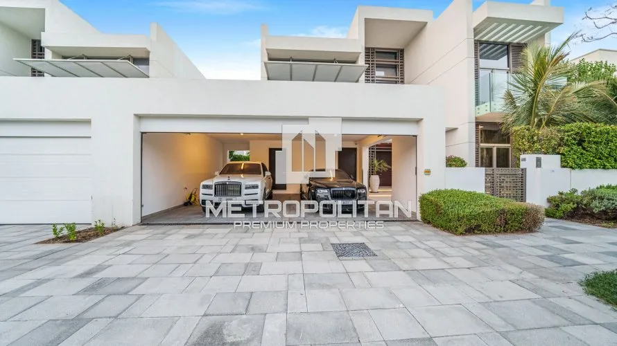 Villa de 5 dormitorios en District One, UAE No. 1551 № 23