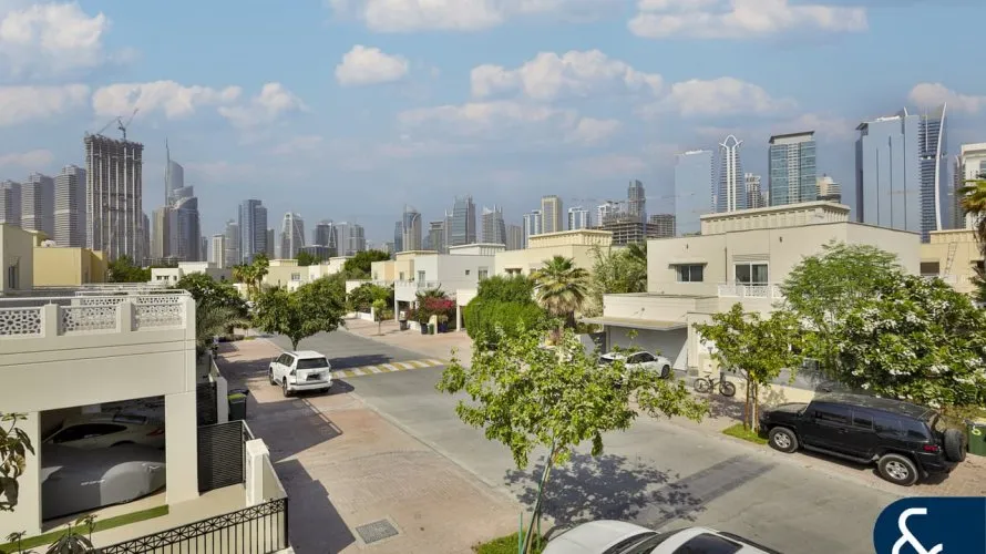 Villa de 5 dormitorios en Meadows 1, UAE No. 2625 № 17