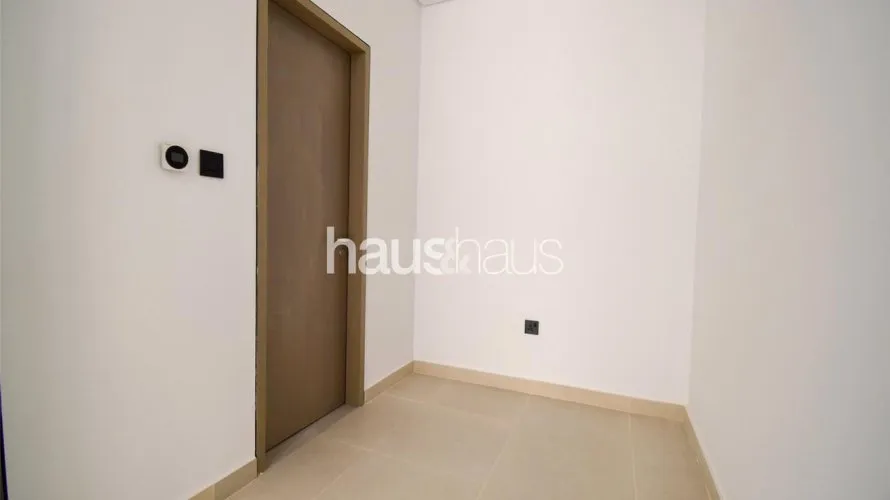 Villa de 5 dormitorios en Harmony, UAE No. 894 № 23