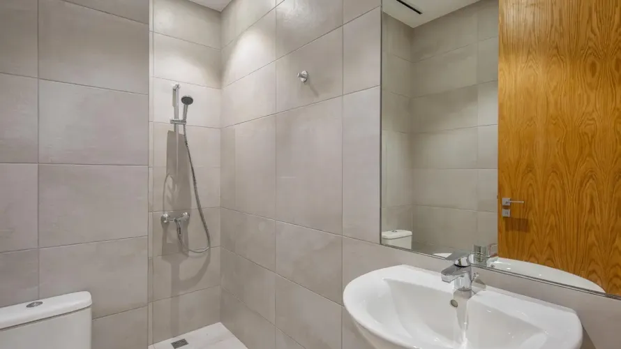 Apartamento de 3 dormitorios en Dubai, UAE No. 404 № 12