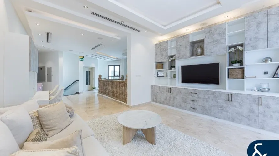 Villa de 7 dormitorios en Jumeirah Golf Estates, UAE No. 2289 № 7