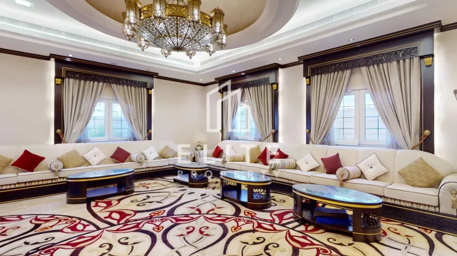 Villa de 6 dormitorios en Dubai, UAE No. 1867