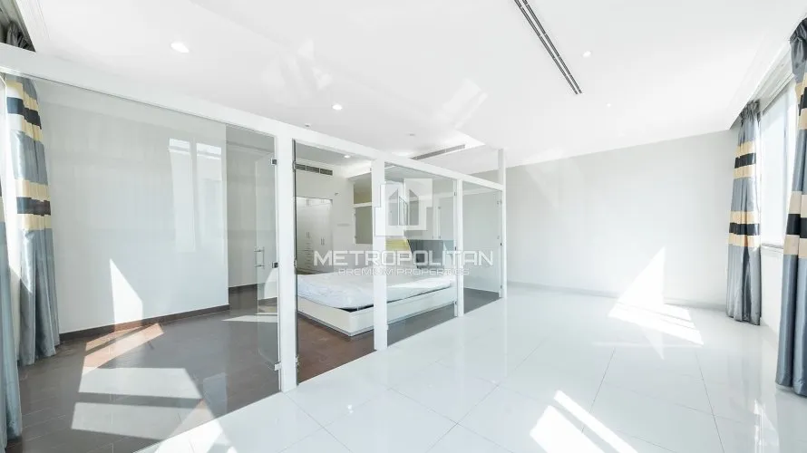 Villa de 6 dormitorios en Al Barsha, UAE No. 1634 № 16