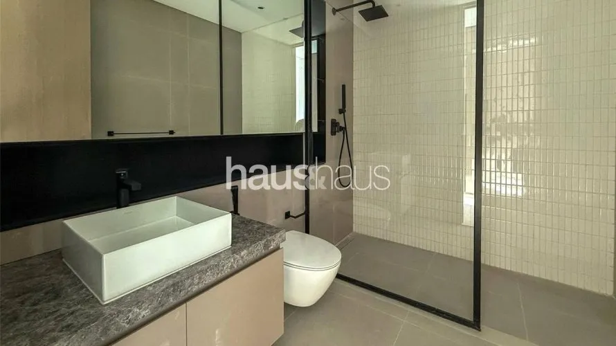 Villa de 6 dormitorios en Harmony, UAE No. 893 № 20