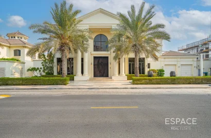 Almacén de 9 dormitorios en Palm Jumeirah, UAE No. 2613