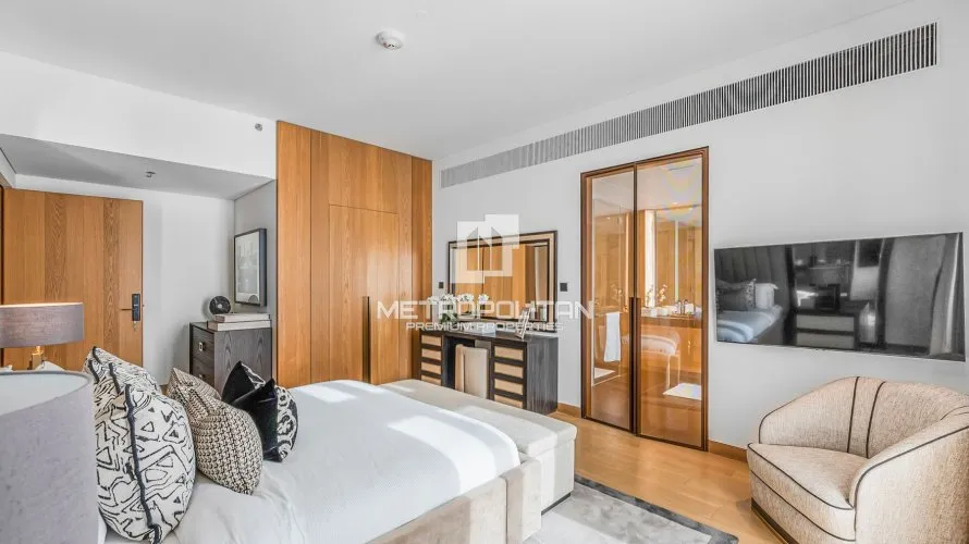 Apartamento de 2 dormitorios en Jumeirah Bay Island, UAE No. 1550 № 20