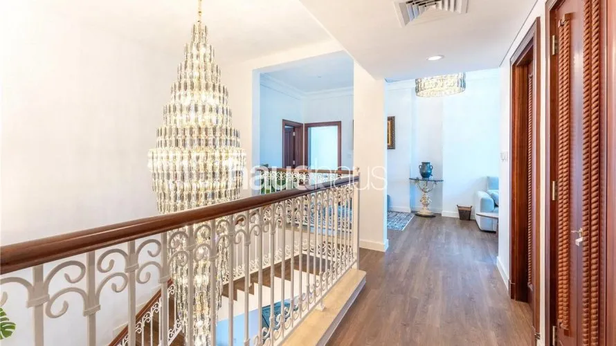 Villa de 5 dormitorios en Dubai Sports City, UAE No. 888 № 14