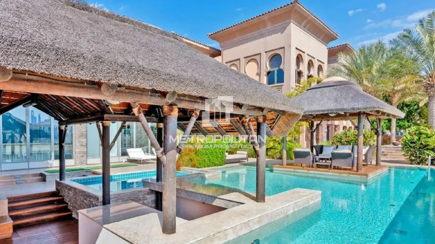 Villa de 5 dormitorios en Signature Villas, UAE No. 421