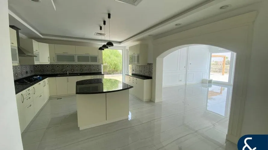 Villa de 5 dormitorios en Arabian Ranches, UAE No. 1755 № 10