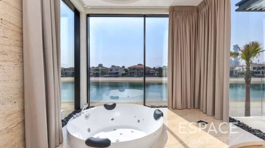 Villa de 6 dormitorios en Palm Jumeirah, UAE No. 1310 № 13