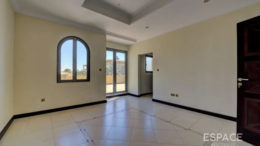 Villa de 5 dormitorios en Palm Jumeirah, UAE No. 1267 № 2