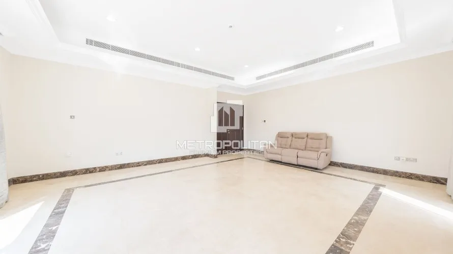Villa de 6 dormitorios en Al Barsha, UAE No. 1634 № 14