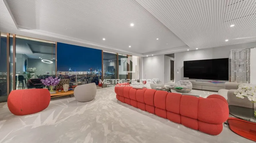 Apartamento de 4 dormitorios en Palm Jumeirah, UAE No. 1615 № 1