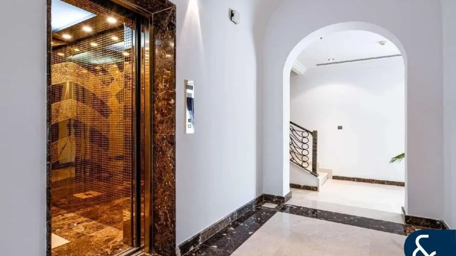 Villa de 5 dormitorios en Jumeirah Golf Estates, UAE No. 1709 № 4