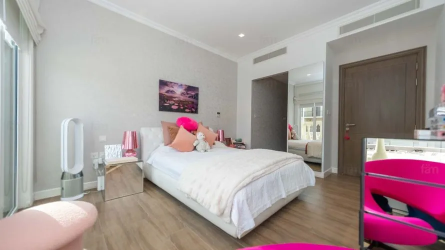 Villa de 3 dormitorios en Dubai, UAE No. 1362 № 18
