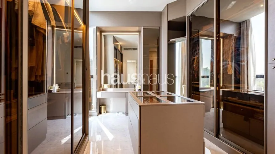 Villa de 4 dormitorios en Al Barari, UAE No. 881 № 5