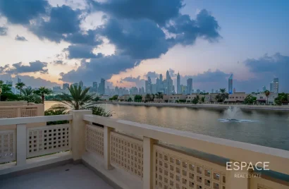 Villa de 4 dormitorios en The Lakes, UAE No. 1495