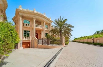 Villa de 4 dormitorios en Palm Jumeirah, UAE No. 2221