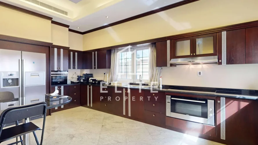 Villa de 6 dormitorios en Dubai, UAE No. 1867 № 3