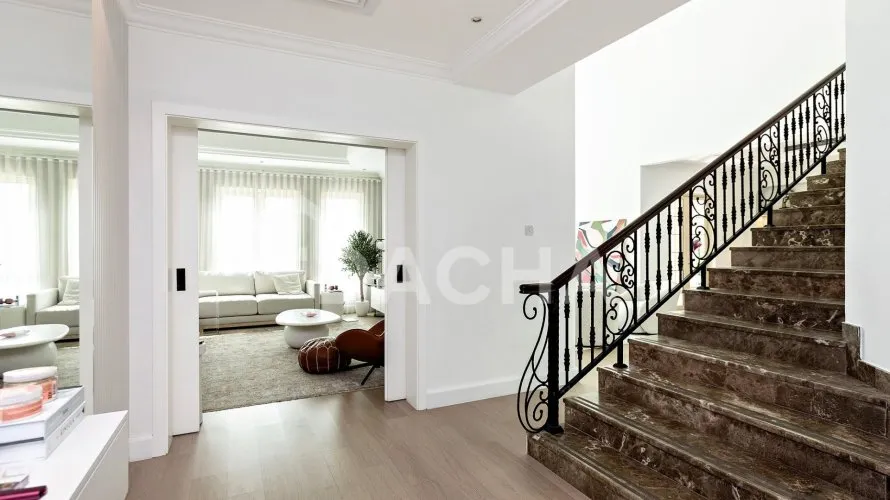 Villa de 4 dormitorios en Jumeirah Islands, UAE No. 2694 № 7
