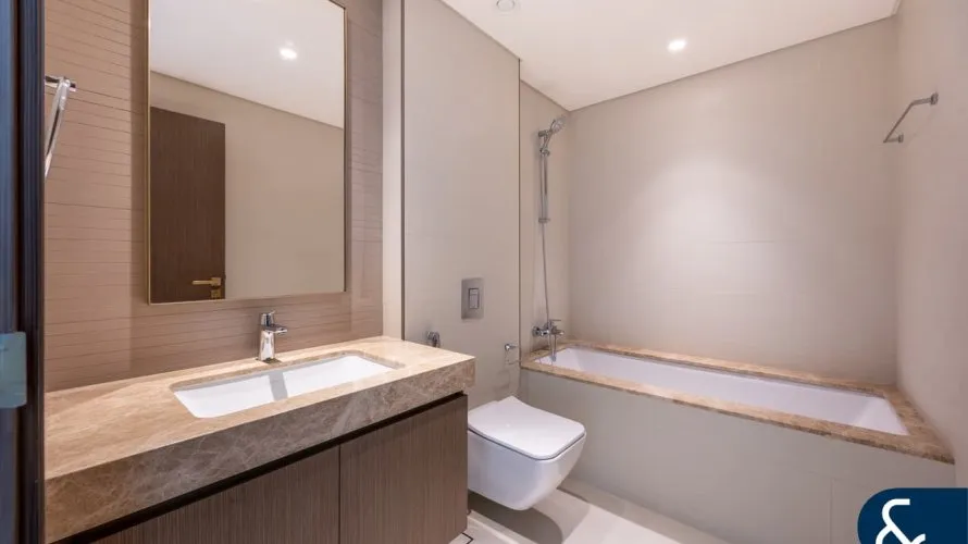 Apartamento de 5 dormitorios en EMAAR Beachfront, UAE No. 1694 № 16