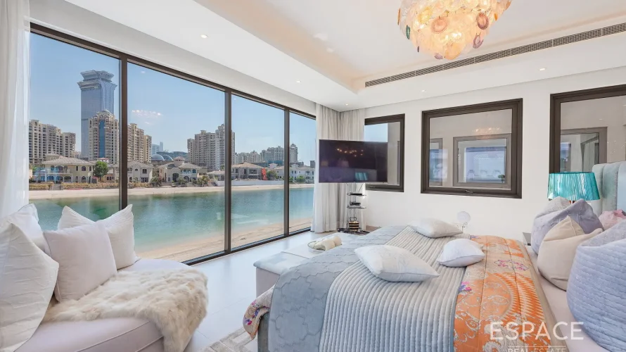 Villa de 6 dormitorios en Palm Jumeirah, UAE No. 1801 № 3