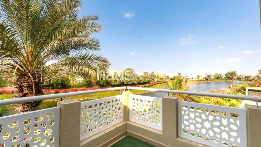 Villa de 6 dormitorios en Meadows, UAE No. 898 № 20