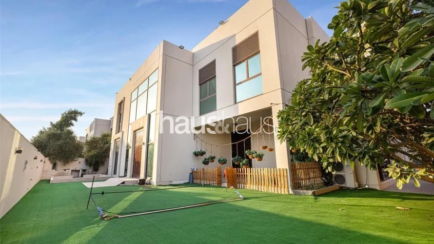 Villa de 5 dormitorios en Meydan, UAE No. 877 № 24