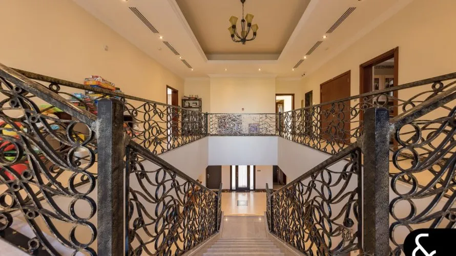 Villa de 5 dormitorios en Jumeirah Golf Estates, UAE No. 1995 № 12