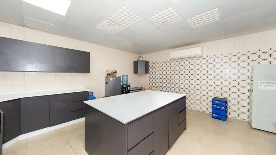 Villa de 7 dormitorios en Umm Al Sheif, UAE No. 2321 № 21