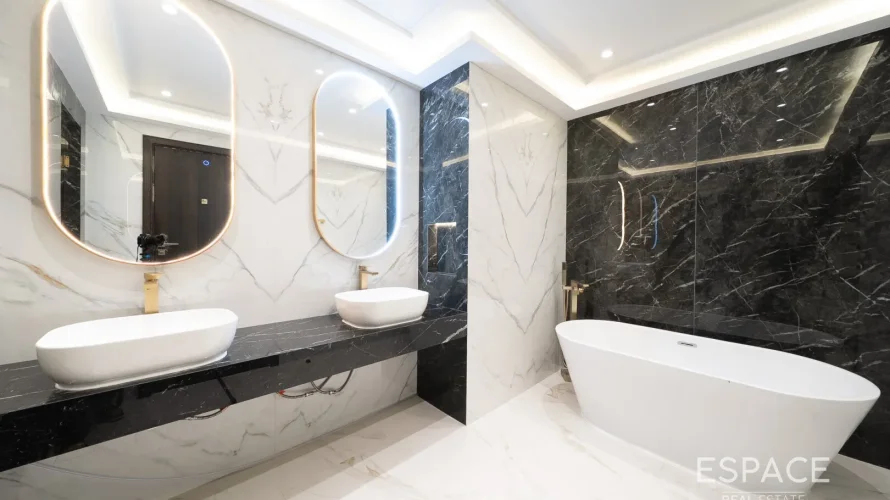 Apartamento de 4 dormitorios en Dubai Marina, UAE No. 2604 № 1