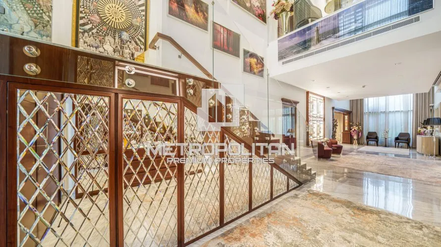 Villa de 5 dormitorios en District One, UAE No. 1551 № 12