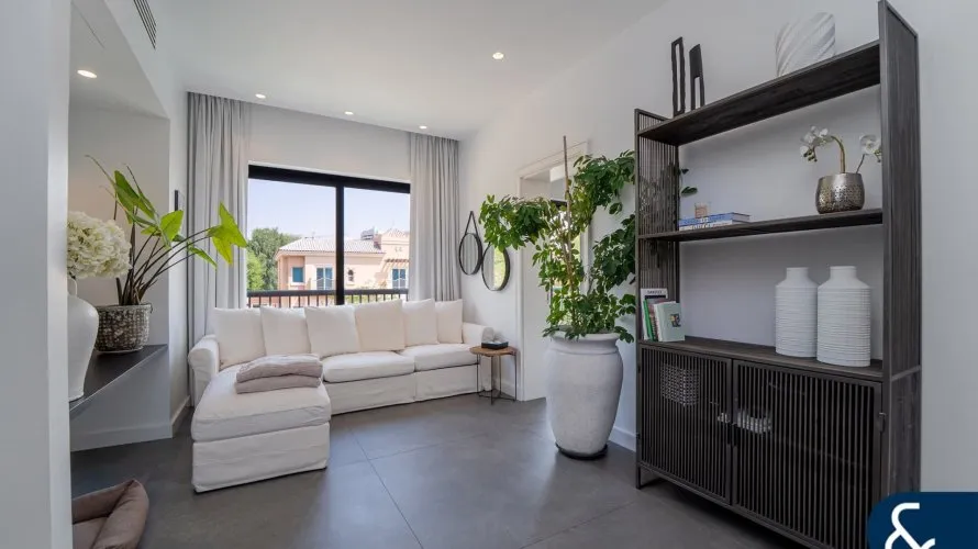 Villa de 6 dormitorios en Victory Heights, UAE No. 1993 № 15