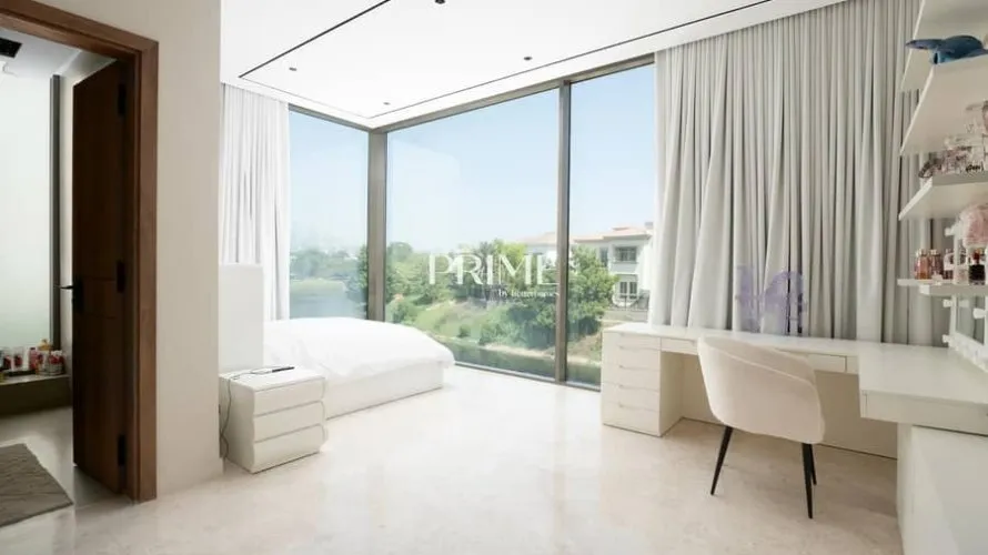 Villa de 6 dormitorios en Jumeirah Park, UAE No. 1115 № 17