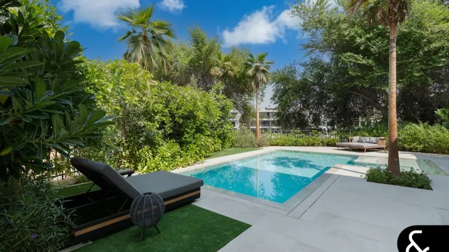 Villa de 5 dormitorios en Jumeirah Islands, UAE No. 1676 № 1
