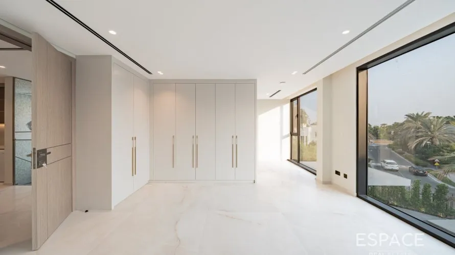 Villa de 5 dormitorios en Jumeirah Islands, UAE No. 1493 № 12
