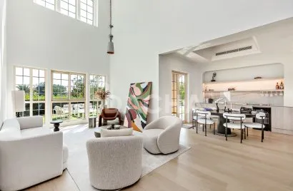 Villa de 4 dormitorios en Jumeirah Islands, UAE No. 2694
