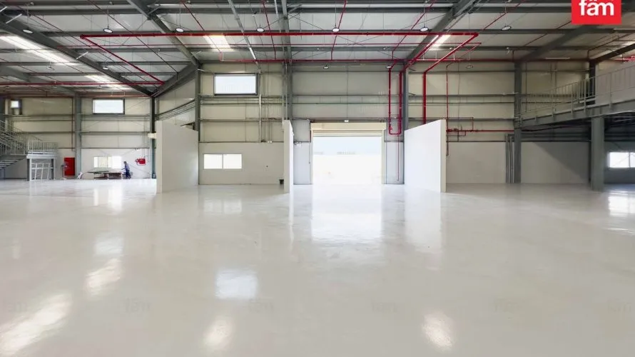 Almacén de 1909.2m² en Dubai, UAE No. 2616 № 5