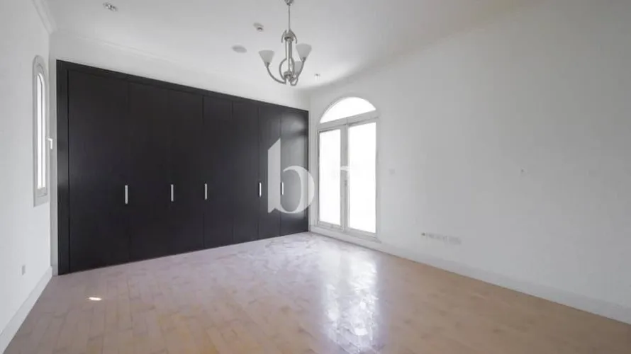 Villa de 6 dormitorios en Jumeirah Golf Estates, UAE No. 1169 № 15