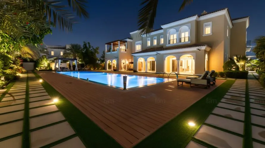 Villa de 6 dormitorios en Dubai, UAE No. 1540 № 3