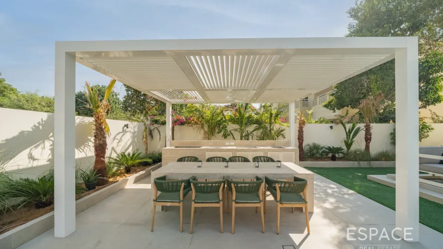 Villa de 4 dormitorios en Meadows, UAE No. 1484 № 16