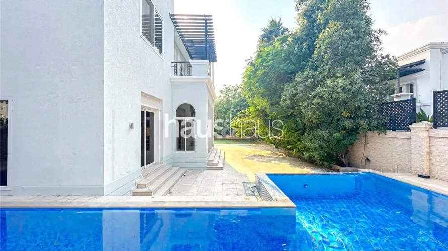 Villa de 6 dormitorios en Emirates Hills, UAE No. 907 № 20