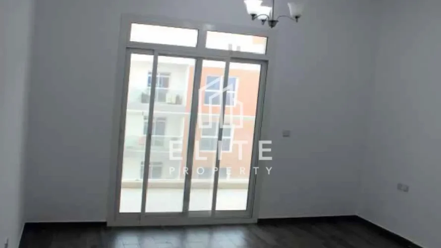 Edificio de 5170m² en Dubai Investment Park, UAE No. 757 № 7