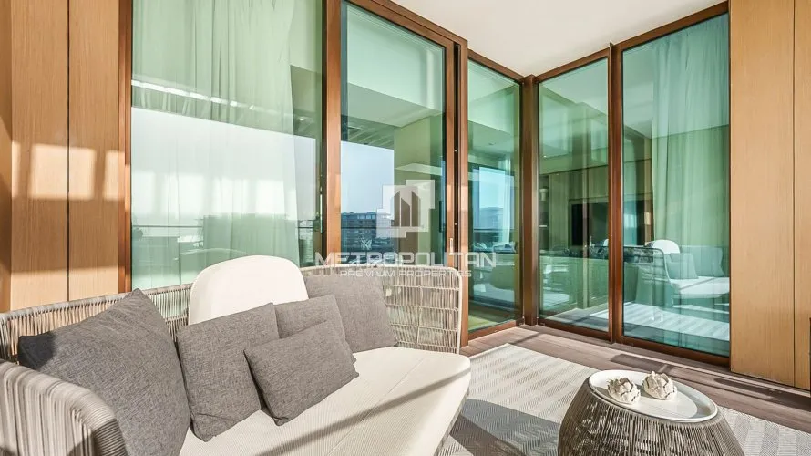 Apartamento de 2 dormitorios en Jumeirah Bay Island, UAE No. 1550 № 16