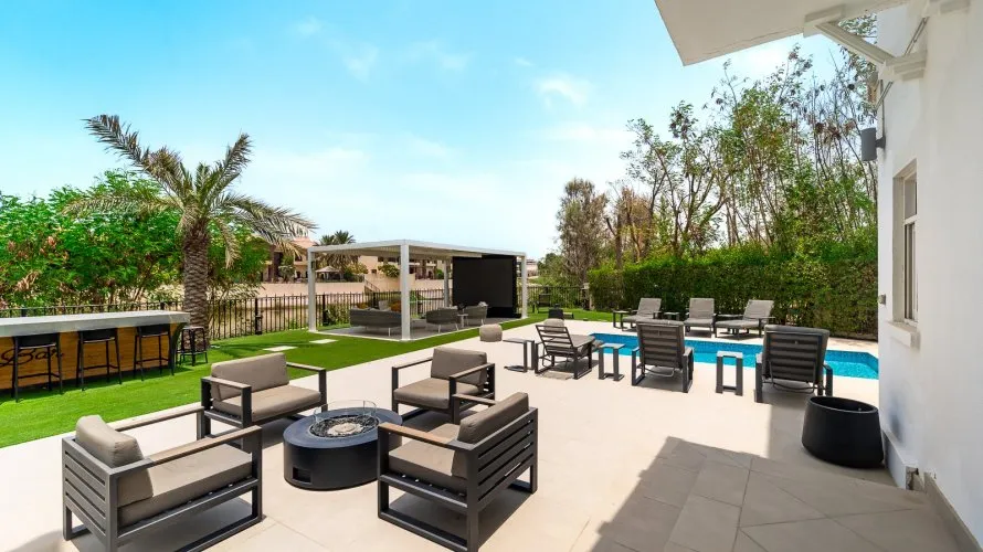 Villa de 4 dormitorios en Jumeirah Islands, UAE No. 2311 № 1