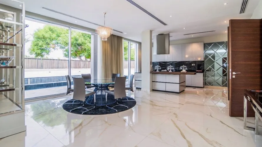 Villa de 7 dormitorios en Emirates Hills, UAE No. 322 № 21