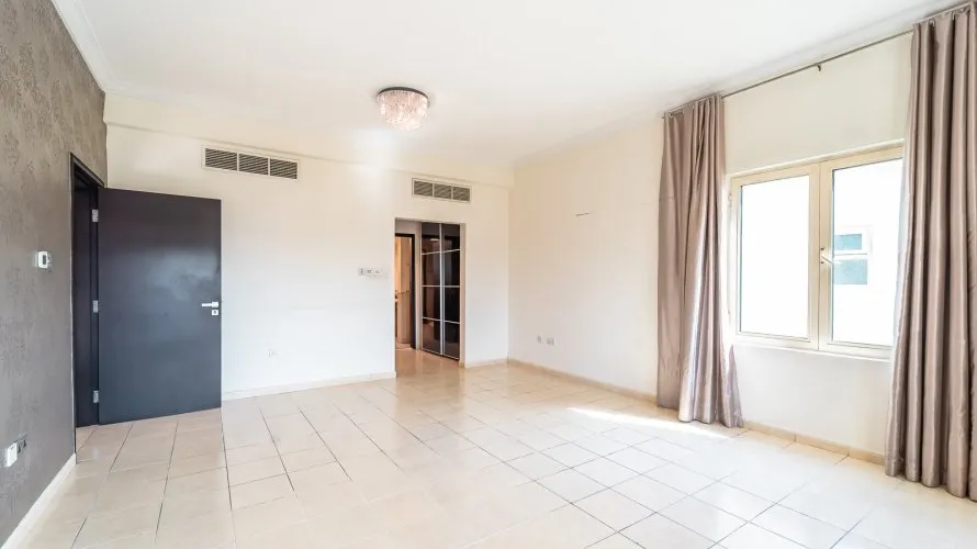 Villa de 4 dormitorios en Jumeirah Islands, UAE No. 2937 № 11