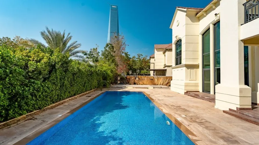 Villa de 4 dormitorios en Jumeirah Islands, UAE No. 2937 № 14